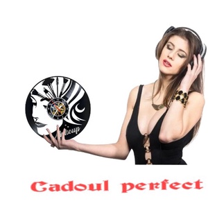 MAKEUP-ceas de perete - casă & stil de viață - accesorii pentru decorat casa - decorațiuni de pereți, decorațiuni suspendate - ceasuri de perete - Artynos.ro