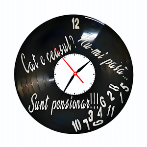 SUNT PENSIONAR(A)-ceas de perete, Casă & Stil de viață, Accesorii pentru decorat casa, Decorațiuni de pereți, decorațiuni suspendate, Ceasuri de perete, , ARTYNOS