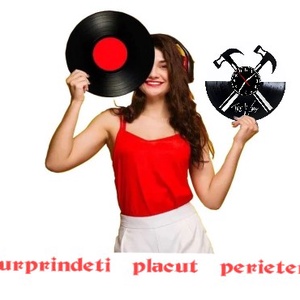 PINK FLOYD (the wall) - ceas de perete - casă & stil de viață - accesorii pentru decorat casa - decorațiuni de pereți, decorațiuni suspendate - ceasuri de perete - Artynos.ro