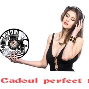 SALON MANICHIURA-ceas de perete - casă & stil de viață - accesorii pentru decorat casa - decorațiuni de pereți, decorațiuni suspendate - ceasuri de perete - Artynos.ro