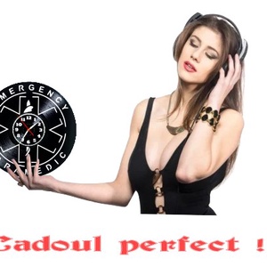 PARAMEDIC-ceas de perete - casă & stil de viață - accesorii pentru decorat casa - decorațiuni de pereți, decorațiuni suspendate - ceasuri de perete - Artynos.ro