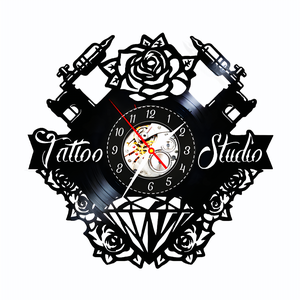 SALON TATUAJE-ceas de perete, Casă & Stil de viață, Accesorii pentru decorat casa, Decorațiuni de pereți, decorațiuni suspendate, Ceasuri de perete, , ARTYNOS