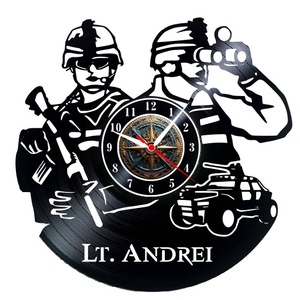 MILITARI-ceas de perete (personalizabil) - Artynos.ro