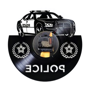 POLITIST- ceas de perete  - casă & stil de viață - accesorii pentru decorat casa - decorațiuni de pereți, decorațiuni suspendate - ceasuri de perete - Artynos.ro