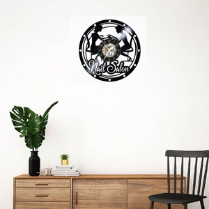 SALON MANICHIURA ( PERSONALIZABIL)-ceas de perete -  - Artynos.ro