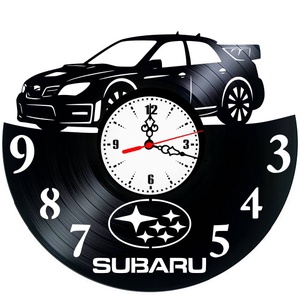 Ceas de Perete Artizanal din Vinil Subaru WRX STI � Lucrat Manual, Cadou de Raliu pentru Pasionatii Auto - Artynos.ro