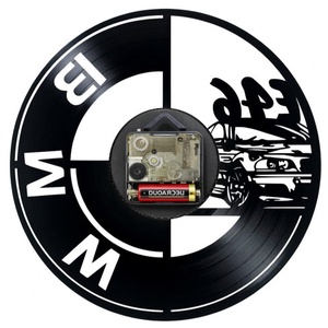 Ceas de perete decorativ realizat din disc de vinil, Model BMW Seria 3 E46 si Sigla Bavareza, Negru, 30 cm - casă & stil de viață - decorațiuni de casă - decorațiuni de pereți - ceasuri de perete - Artynos.ro