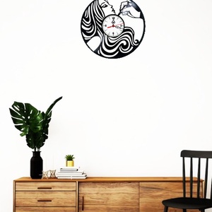 Ceas de perete decorativ realizat din disc de vinil, Model Makeup Artist Salon Infrumusetare Machiaj, Negru, 30 cm - casă & stil de viață - decorațiuni de casă - decorațiuni de pereți - ceasuri de perete - Artynos.ro