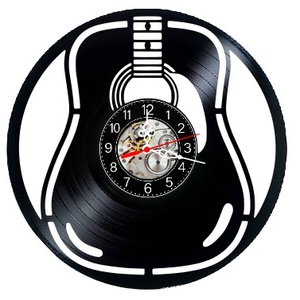 Ceas de perete decorativ realizat din disc de vinil, Model Chitara Acustica Muzica Instrument, Negru, 30 cm, Casa & Stil de viata, Decoratiuni de casa, Decoratiuni de pereti, Ceasuri de perete, , Pasiunea pentru Muzica, Armonia Sunetului Acustic si Farmecul Unic al Chitarei Classice Adu spiritu..., ARTYNOS
