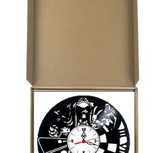Ceas de perete decorativ realizat din disc de vinil, Model Alice in Tara Minunilor Cadran Alb Vintage, Negru, 30 cm - casă & stil de viață - decorațiuni de casă - decorațiuni de pereți - ceasuri de perete - Artynos.ro