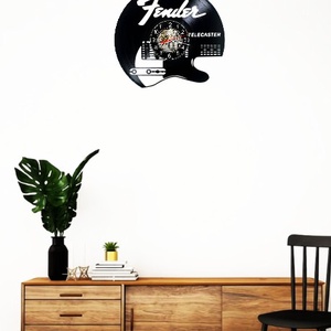 Ceas de perete decorativ realizat din disc de vinil, Model Chitara Fender Telecaster Muzica Rock, Negru, 30 cm - casă & stil de viață - decorațiuni de casă - decorațiuni de pereți - ceasuri de perete - Artynos.ro