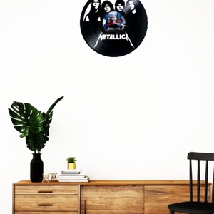 Ceas de perete decorativ realizat din disc de vinil, Model Metallica Heavy Metal Death Magnetic, Negru, 30 cm - casă & stil de viață - decorațiuni de casă - decorațiuni de pereți - ceasuri de perete - Artynos.ro