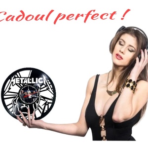 Ceas de perete decorativ realizat din disc de vinil, Model Metallica St Anger Pumn Rock Metal, Negru, 30 cm - casă & stil de viață - decorațiuni de casă - decorațiuni de pereți - ceasuri de perete - Artynos.ro