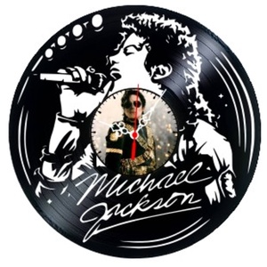 Ceas de perete decorativ realizat din disc de vinil, Model Michael Jackson Regele Pop Autograf, Negru, 30 cm - Artynos.ro