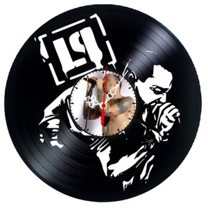 Ceas de perete decorativ realizat din disc de vinil, Model Linkin Park Chester Bennington Rock Metal, Negru, 30 cm - Artynos.ro