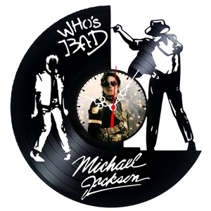 Ceas de perete decorativ realizat din disc de vinil, Model Michael Jackson Whos Bad Regele Pop, Negru, 30 cm - Artynos.ro