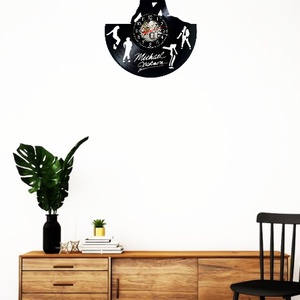 Ceas de perete decorativ realizat din disc de vinil, Model Michael Jackson Dance Siluete Pop Star, Negru, 30 cm - casă & stil de viață - decorațiuni de casă - decorațiuni de pereți - ceasuri de perete - Artynos.ro