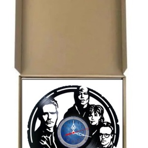 Ceas de perete decorativ realizat din disc de vinil, Model Stargate SG1 Serial Sci Fi Portretele Echipei, Negru, 30 cm - casă & stil de viață - decorațiuni de casă - decorațiuni de pereți - ceasuri de perete - Artynos.ro