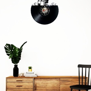 Ceas de perete decorativ realizat din disc de vinil, Model Programator IT Specialist Freelancer, Negru, 30 cm - casă & stil de viață - decorațiuni de casă - decorațiuni de pereți - ceasuri de perete - Artynos.ro