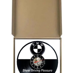 Ceas de perete decorativ realizat din disc de vinil, Model BMW Auto Sheer Driving Pleasure Cadran Tehnic, Negru, 30 cm - casă & stil de viață - decorațiuni de casă - decorațiuni de pereți - ceasuri de perete - Artynos.ro