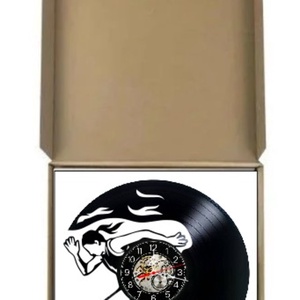 Ceas de perete decorativ realizat din disc de vinil, Model Atletism Alergare Sportiva Sprint Flacari, Negru, 30 cm - casă & stil de viață - decorațiuni de casă - decorațiuni de pereți - ceasuri de perete - Artynos.ro