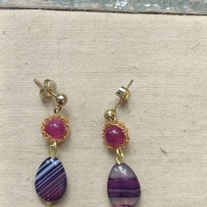 Cercei Handmade cu Calcedonie Fuchsia si Agata Mov � Feminitate Curajoasa si Energie Eleganta �, Bijuterii, Cercei, Cercei din pietre semipretioase, Crosetat, Prelucrarea metalelor, ARTYNOS
