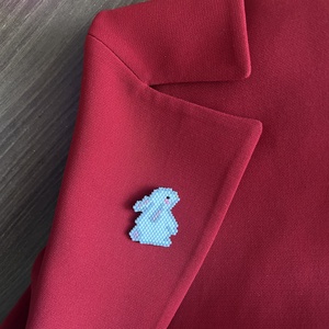 Brosa iepuras - bijuterii - broșă, insigne - insigne - Artynos.ro