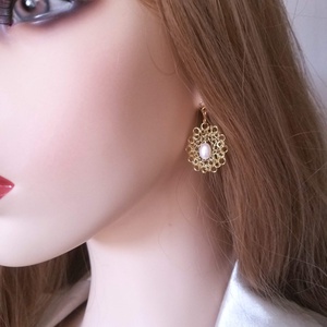 Cercei auriti cu perle de cultura  - accesorii nuntă - bijuterii mireasă - cercei mireasă - Artynos.ro