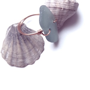 Inel din cupru cu sticla de mare-sea glass , Bijuterii, Inele, Inele de statement, Confecționarea bijuteriilor, ARTYNOS