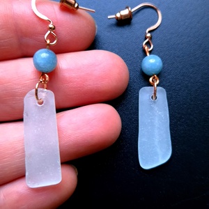 Cercei lungi din cupru cu acvamarin și sea glass - Artynos.ro