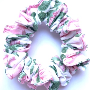 Scrunchie-elastic de par din bumbac cu trandafiri roz  - Artynos.ro