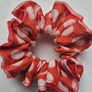 Scrunchie-elastic de par rosu cu buline albe  - îmbrăcăminte și modă - accesorii păr - elastic de păr - Artynos.ro