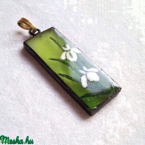 Medalion de bijuterii tiffany pictat manual; Iriși albi -  - Artynos.ro