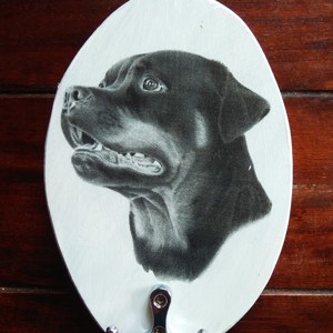 Suport de perete pentru lesa cu caine Rottweiler, Casa & Stil de viata, Accesorii pentru decorat casa, Decoratiuni de pereti, decoratiuni suspendate, Suport pentru chei, Prelucrarea lemnului, ARTYNOS