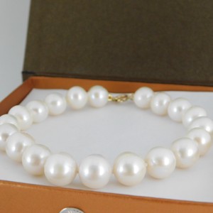 Brățară cu perle din aur de 14 K 9,5 mm perle mari - bijuterii - brățări - brățări cu perle - Artynos.ro