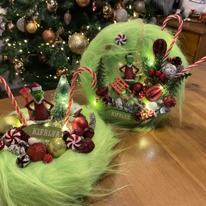 Masă de Crăciun Grinch cu disc și ciocănitoare -  - Artynos.ro