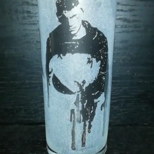  Pahar de sticla cu modelul The Punisher � Razbunatorul., , , ARTYNOS