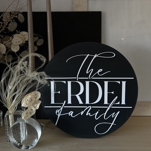 Placă personalizată din lemn  cu nume de familie - casă & stil de viață - accesorii pentru decorat casa - picturi murale - panouri și tablouri, panouri decorative - Artynos.ro