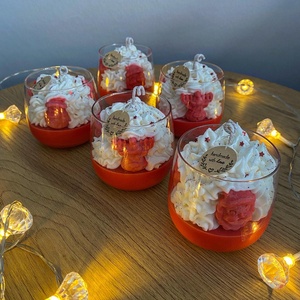 Christmas candle Cinnamon roll (Melc cu scorțișoară) - casă & stil de viață - lumânări, parfumuri, arome - lumânare - lumânări artizanale - Artynos.ro