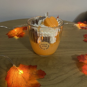 Lumânare parfumată Sweet milkshake 230g - Artynos.ro