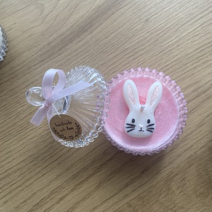 Lumânare parfumată Easter Bunny65g - casă & stil de viață - lumânări, parfumuri, arome - lumânare - lumânări artizanale - Artynos.ro
