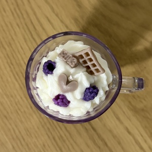 Lumanare parfumata Mini milkshake Blackberry vanilla  120g, Casa & Stil de viata, Lumanari, parfumuri, arome, Lumanare - lumanari artizanale, Lumanare si fabricarea lumanarilor, ARTYNOS