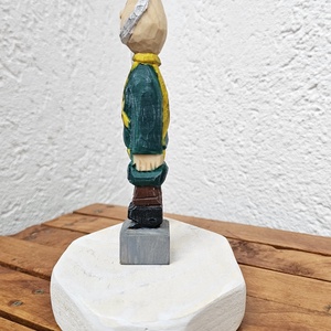 Jucarie din Lemn Soldațel Britanic Sculptat Manual pentru Copii - arte vizuale și accesorii  - sculptură - statuie lemn - Artynos.ro