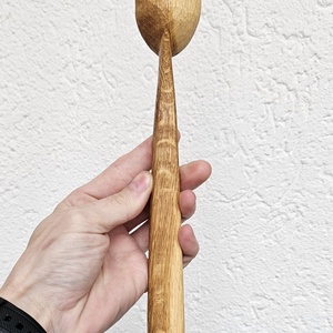 Lingura din Lemn de Stejar pentru Gatit sau Decor - casă & stil de viață - accesorii pentru echipamente de bucătărie - accesorii pentru coacere și gătit - lingură și suport de linguriță - Artynos.ro