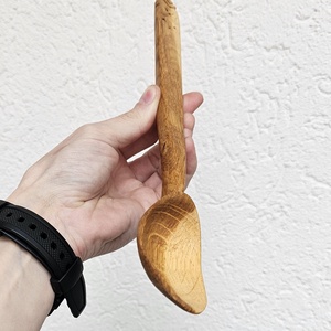 Lingura din Lemn de Stejar pentru Gatit sau Decor - casă & stil de viață - accesorii pentru echipamente de bucătărie - accesorii pentru coacere și gătit - lingură și suport de linguriță - Artynos.ro