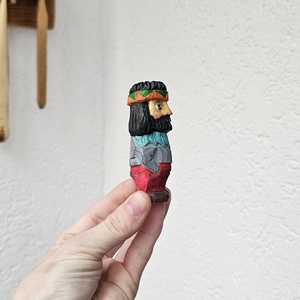 Jucarie din Lemn INDIAN Pentru Copii - arte vizuale și accesorii  - sculptură - statuie lemn - Artynos.ro