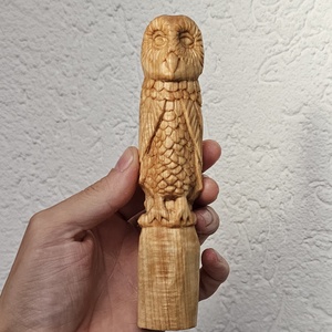 Bufnita din Lemn Sculptata Manual, Arte vizuale si accesorii , Sculptura, Sculpturi si figurine din ceramica, Sculptura, Bufnita din Lemn Sculptata manual din cutit
Lemnul este de Tei
Tratata cu ulei de In Fier
Apoi dat ..., ARTYNOS