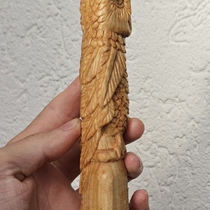 Bufniță din Lemn Sculptata Manual - arte vizuale și accesorii  - sculptură - sculpturi și figurine din ceramică - Artynos.ro