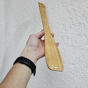 Spatulă cu Frunzuliță din Lemn de Acacia - casă & stil de viață - accesorii pentru echipamente de bucătărie - accesorii de servire - boluri și farfurii din lemn, bol de servire - Artynos.ro