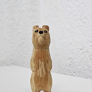 Ursulet din Lemn � Sculptat si Pictat Manual, Jucarii si echipamente pentru copii, Accesorii sport, Accesorii pentru calarit, Pictura, Sculptura, ARTYNOS